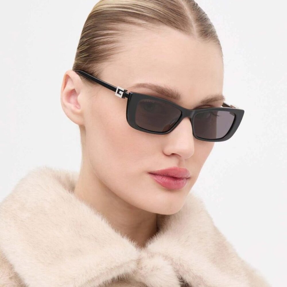 BRAND NEW Gucci GG1681S 008 Black Grey Cat Eye Women Sunglasses - Picture 10 of 11